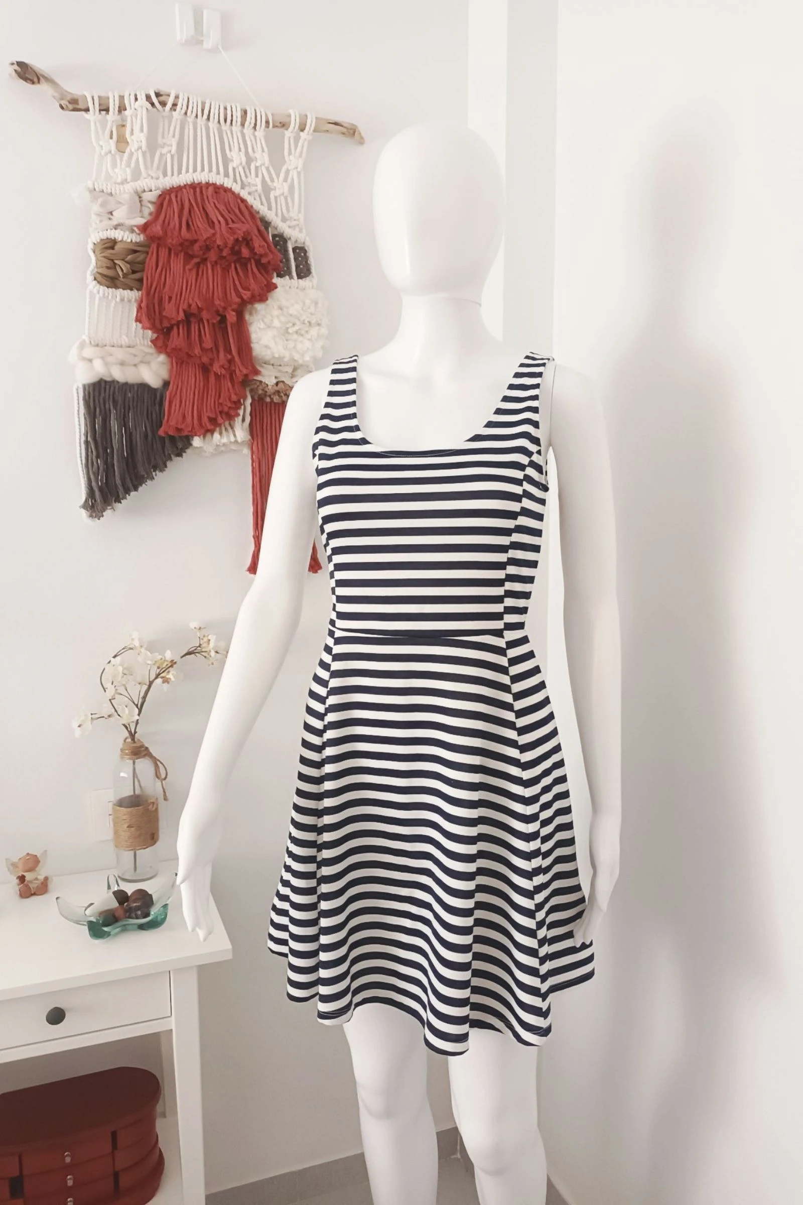 Precioso Vestido Marinero Falda Skater T.L.